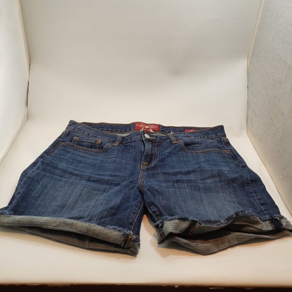 2 pairs of denim shorts, liquid and lucky brand - fits size 14 - Picture 11 of 16